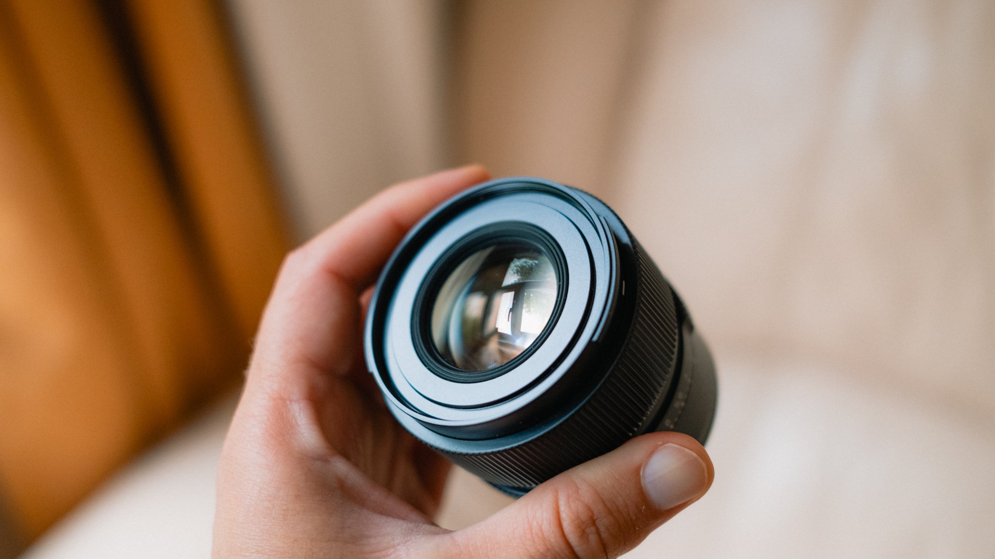 Sigma 90mm f2.8 DG DN Contemporary Review (Sony) — Roman Fox